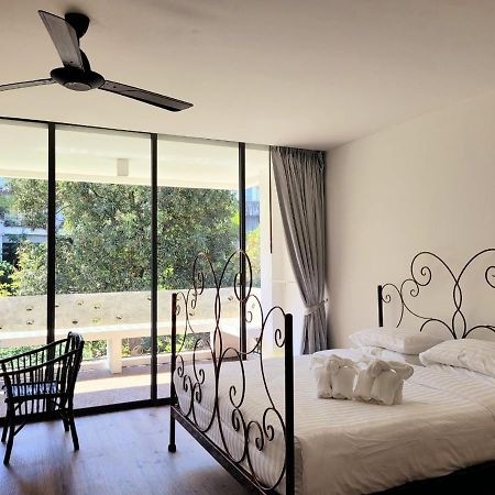 Surintra Boutique Resort Exterior photo