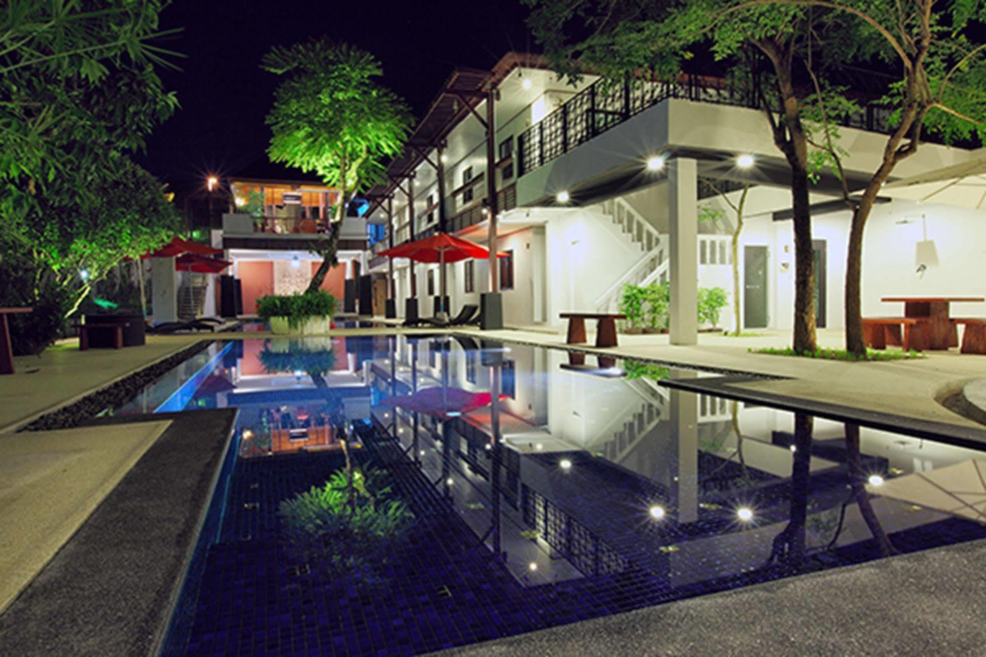 Surintra Boutique Resort Exterior photo