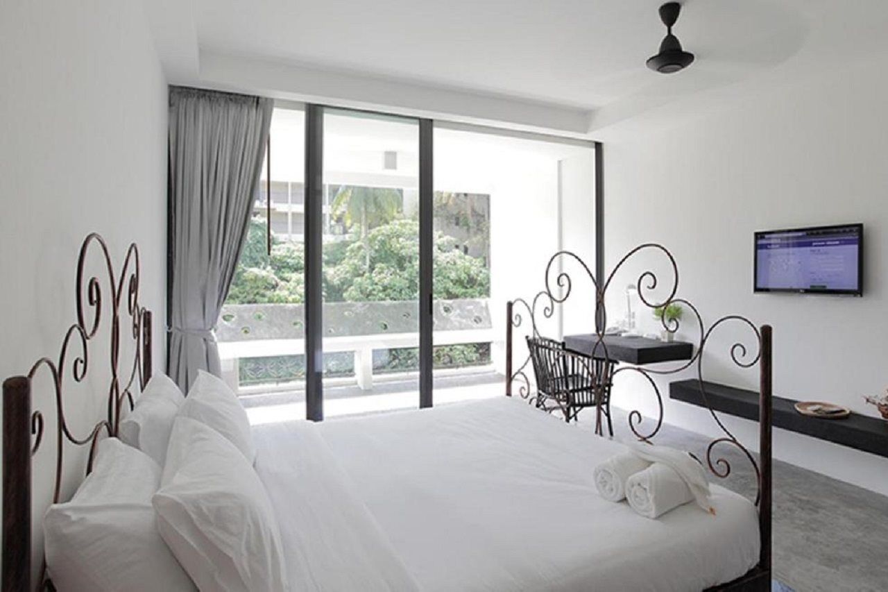 Surintra Boutique Resort Exterior photo